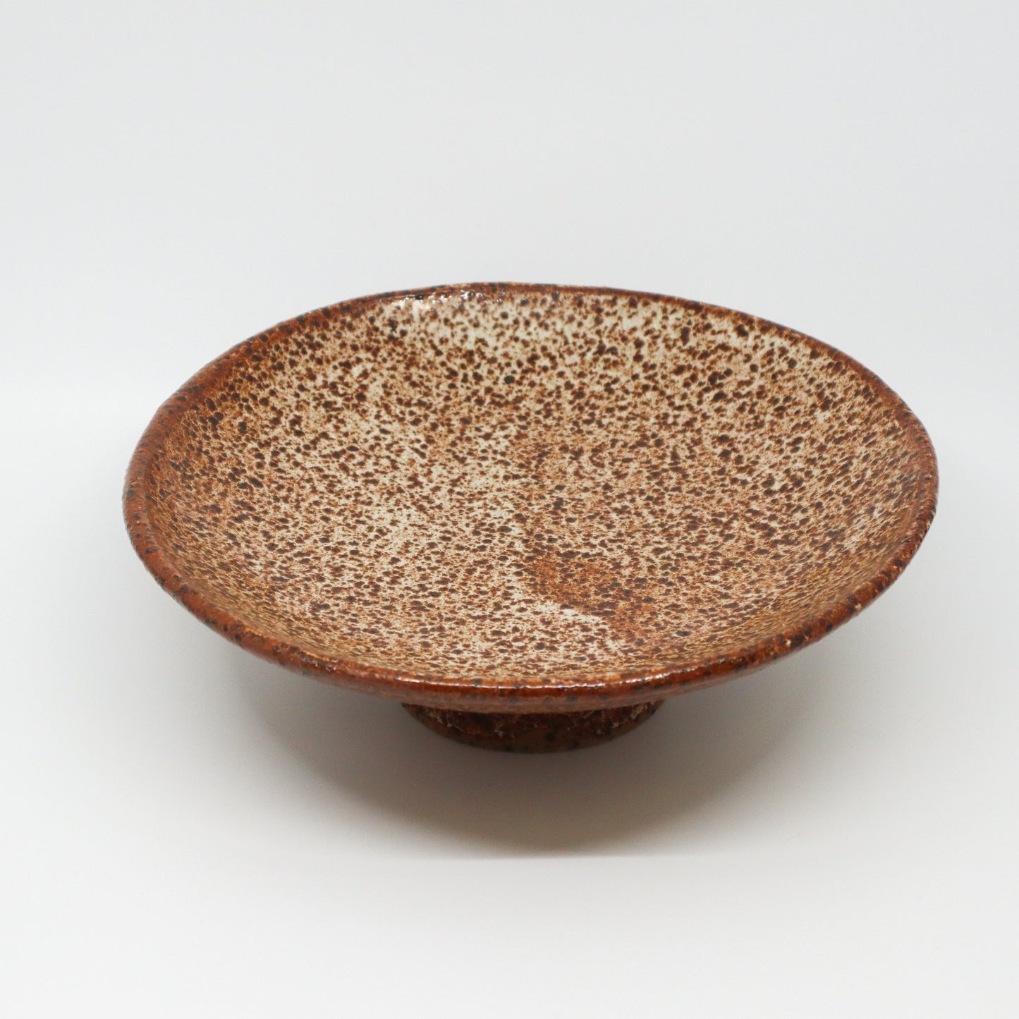 Freckled fountain platter